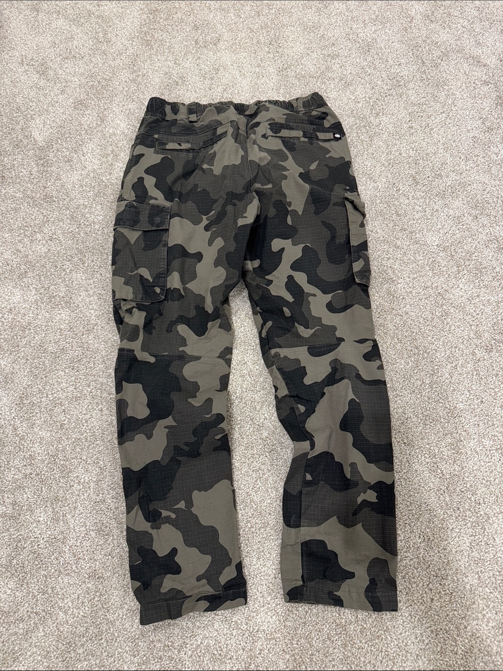 686 Cargo Pants - Gray and Black - Picture 2 of 3